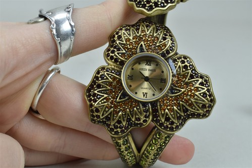 Heidi Daus Multi Color Crystal Pleasing Pansy Bangle Bracelet Watch B8117 - Picture 7 of 7