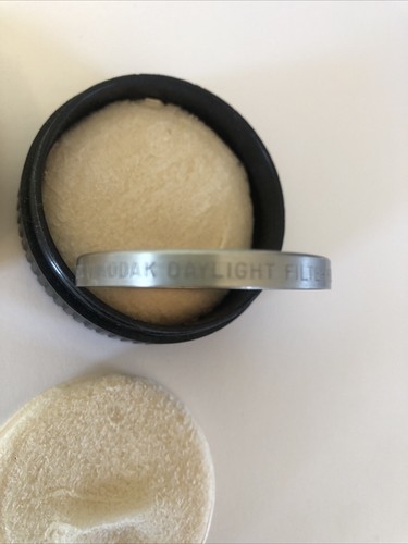 Kodak Daylight F Wratten Warming Filter series 6 VI drop in type with case - Picture 3 of 8