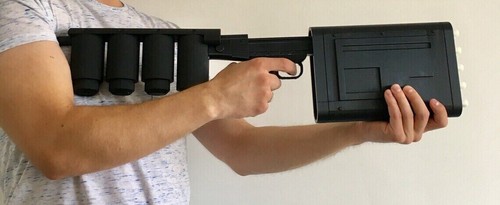 Batman Dark Knight EMP Gun - Replica Prop- 1:1 Full Scale Replica (TKP 64) - Picture 2 of 4
