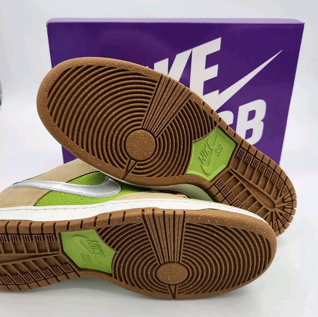 NIKE - しらす s-l1200.jpg