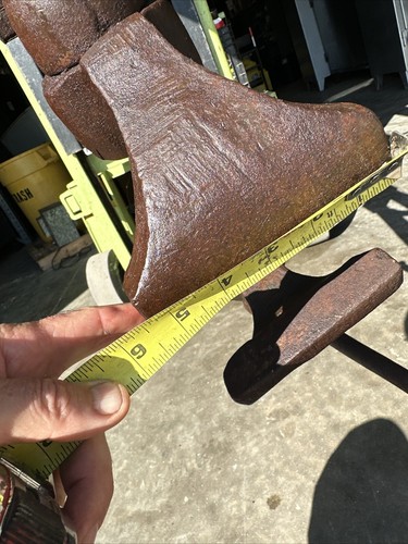 Early 70 lbs Blacksmith Post Leg Stump Vise WITH 5-1/4" JAWS ( Taa3 - Picture 14 of 14