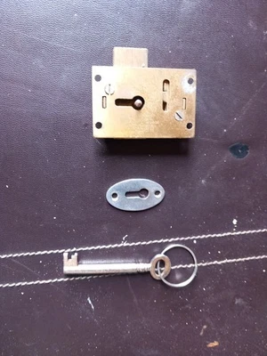 Vintage Brass Cabinet Door Lock + 1 Key 55mm X 35 mm  Left Or Right Hand Door. - Image 1 of 4