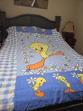Vintage 1998 WB Looney Tunes Tweety Bird Twin Bedding
