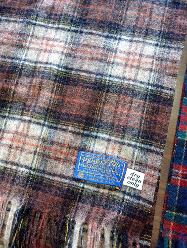 Pendleton Virgin Wool Scarf Adult Red Blue Brown Plaid Fringe Lot of two scarfs - Picture 3 of 11