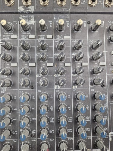 Mackie 1642-VLZ Pro 16-Channel Mixer - For Parts/Repair - Picture 6 of 17