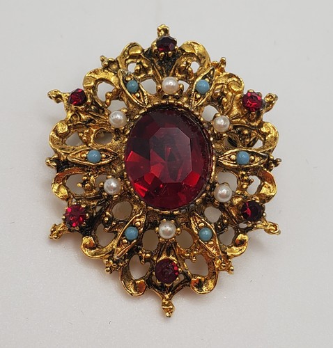 Vintage Roccoco Style Brooch Pin Gripoix Ruby Red Cabochon Rhinestones Pearls - Picture 3 of 10