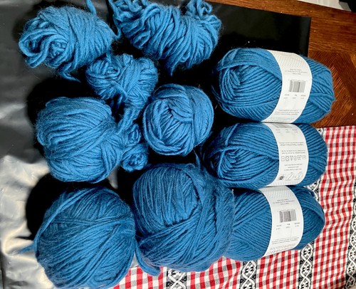 Wool Large Same Dye Large Skein LOT: Hand Rolled & Intact Skeins Totaling 19 Oz - Picture 4 of 15