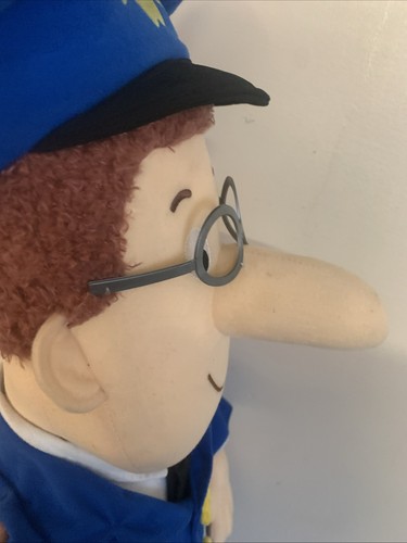 2005 BORN TO PLAY POSTMAN PAT GIANT 30” SOFT PLUSH TOY RARE - Picture 12 of 20