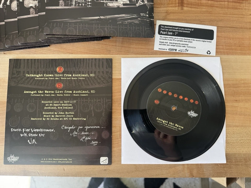 Pearl Jam 7” Vinyl Record, Live From New Zealand, Unnumbered, 2010 Volcom Ent - Image 2 of 4