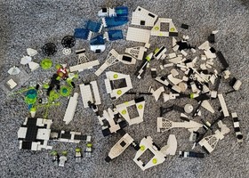 LEGO Space: Explorien Starship (6982)