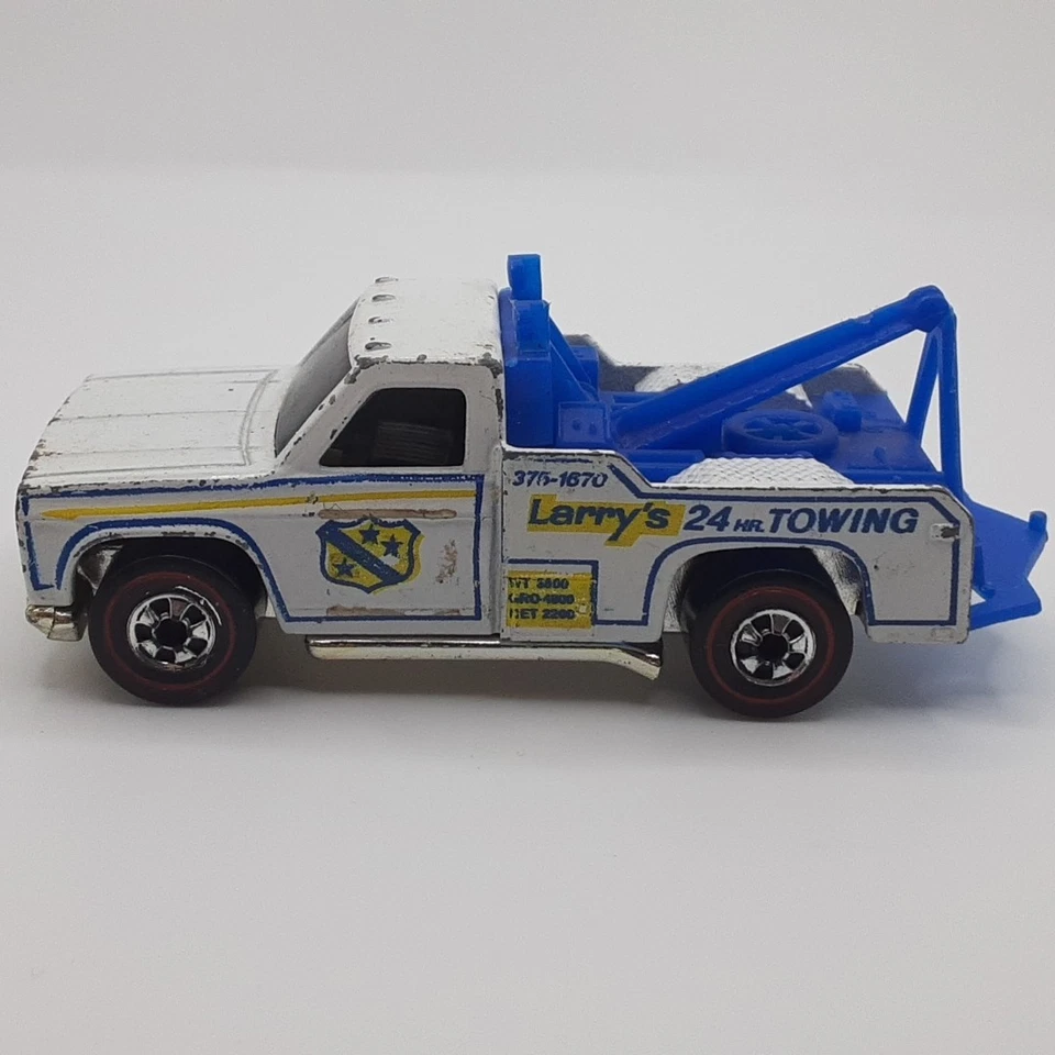 Grúa Hot Wheels Redline Ramblin' Larry's 24 horas Remolque 1970 blanco Hong Kong Foto 2 de 4
