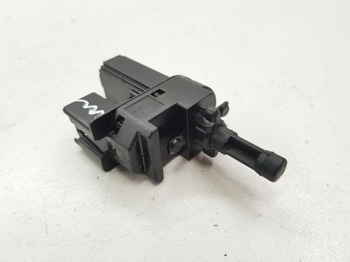 Ford Grand C-MAX 2012 Interruptor De Embrague 4M5T7C534AA AMD44047 - Imagen 3 de 5