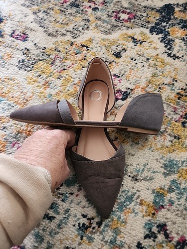 Journee Collection Women's Flats Sandal Dark Gray Slip On Size 7 NEW - Picture 4 of 4