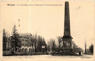 CPA BRUNOY - Die Pyramide - alter Jagdtermin von Louis XVI (489127)