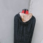 Picture 4 of 28
