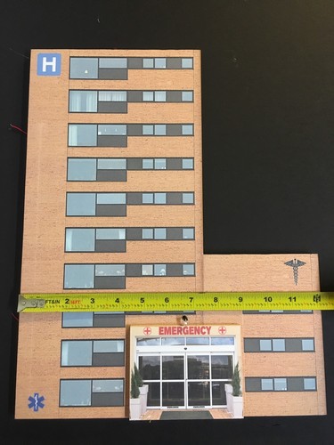 Scala O Graffio Costruito "OSPEDALE" Edificio LED Piatto Primi Risponditori - MTH Lionel - Foto 7 di 9