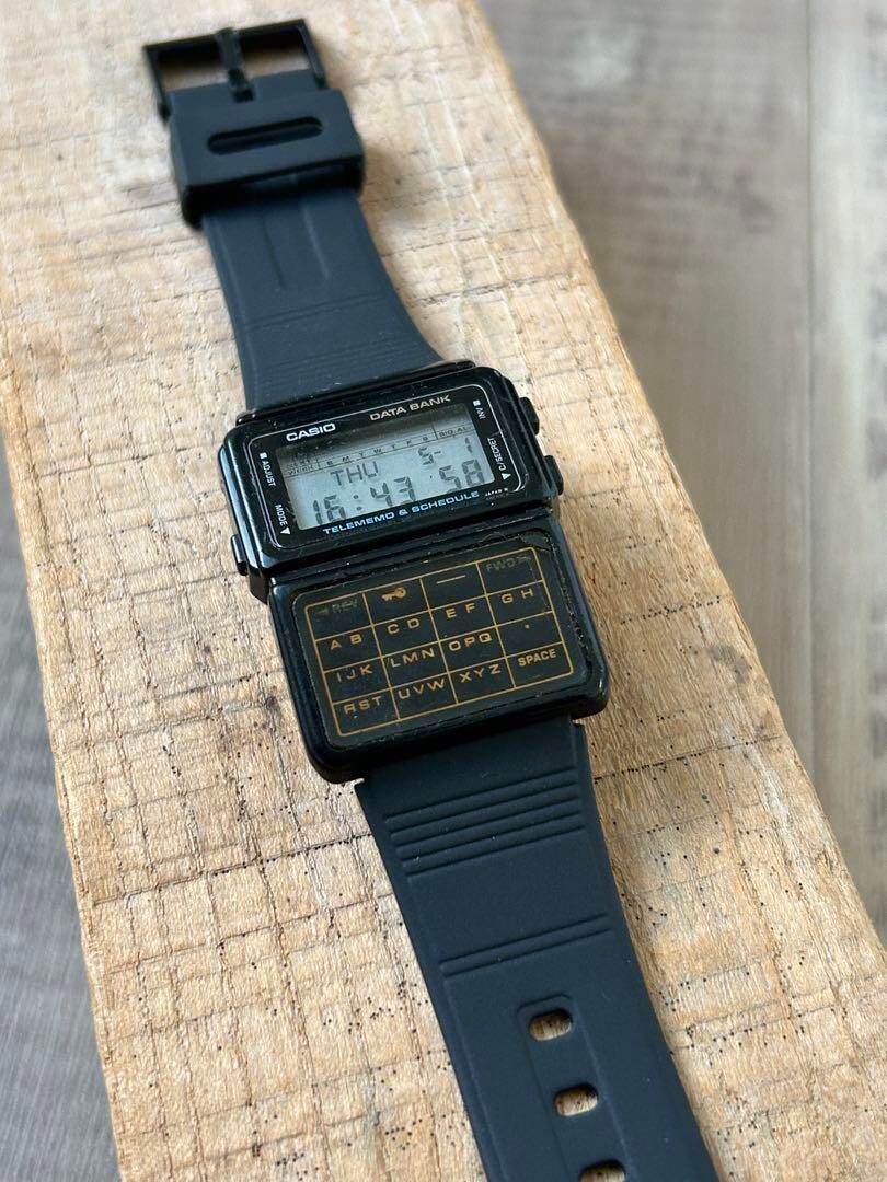 【CASIO】DATABANK DBC-60 希少 ヴィンテージ Casio Data Bank DBC-60 Rare Vintage Plastic Digital Watch