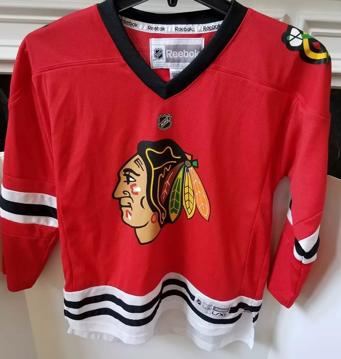  NHL Chicago Blackhawks Premier Jersey, Red, Small : Sports Fan  Hockey Jerseys : Sports & Outdoors