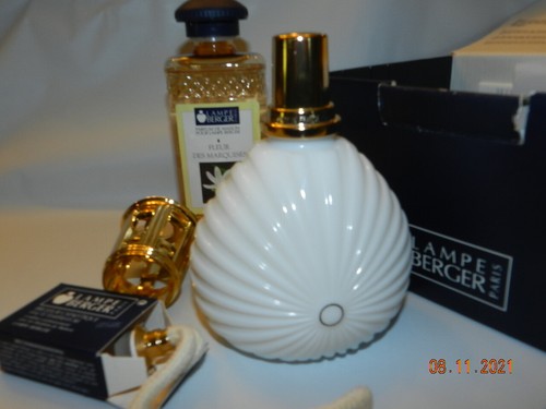 Lampe Berger Paris France 3211 Caroline milk glass Burner fleur des marquises 05 - Picture 3 of 4