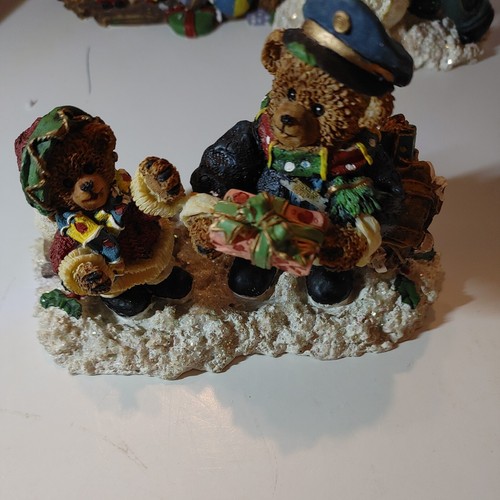 Grandeur Noel 7 Piece Bear Scene - Picture 8 of 24