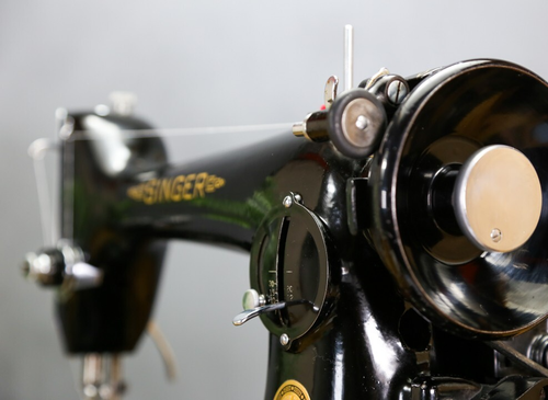 Stunning Vintage 1953 Singer 201k Electric Heavy Duty Sewing Machine + Warranty - Picture 13 of 15