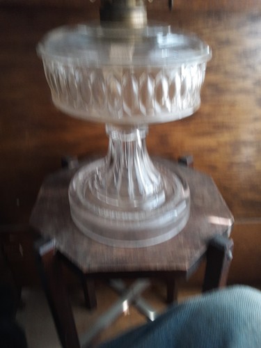 Antique Vintage Glass Oil Kerosene Lamp 11" tall 6" wide - Picture 14 of 24