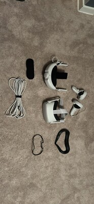 Meta Oculus Quest 2 128GB + Accessories (see description)