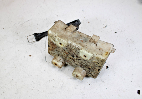 2003 Yamaha Waverunner FX140 OEM BATTERY TRAY BOX GP7-U8211-00-00 - Picture 3 of 3