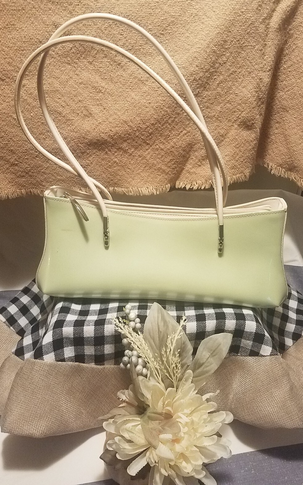 Picture 1 of 23