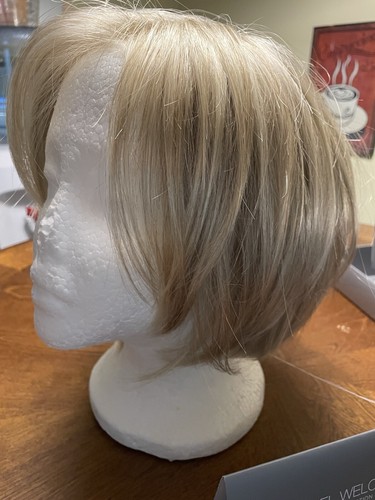 Raquel Welch wig "Classic Cool" new wig Golden wheat color nwt - Picture 16 of 20
