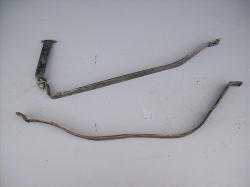 Porsche 944 EARLY Bomba de Combustible Filtro Tanque de Gas Montaje Cubierta Protector Correa Set - Imagen 1 de 10