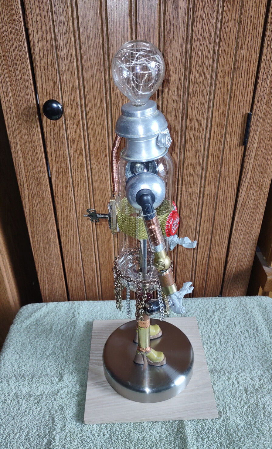 Picture 4 of 8