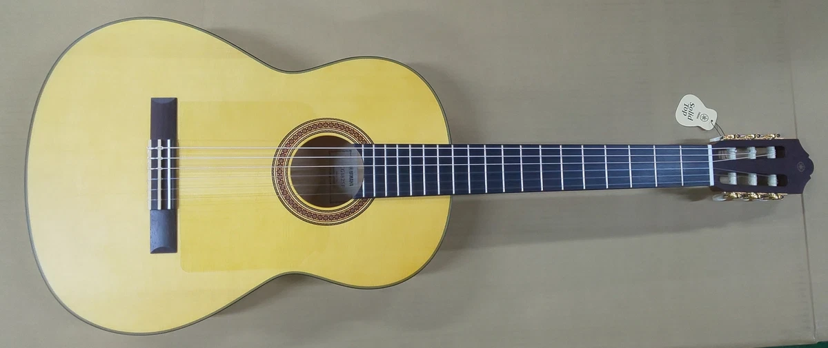 Guitare flamenco Yamaha CG182SF