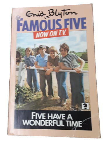 The Famous Five by Enid Blyton Lot of 3 Books #11 #14 #21 Now On T.V. 1978 PB - Picture 2 of 24
