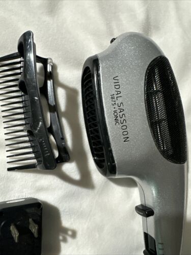 Vidal Sassoon Multi-Styler Haartrockner Ionic 1875 mit Kammaufsatz getestet - Bild 2 von 4