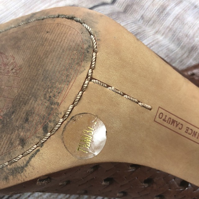 Women’s VINCE CAMUTO KARSTEN Brown Leather eyelet Heel Peep Toe Sandal