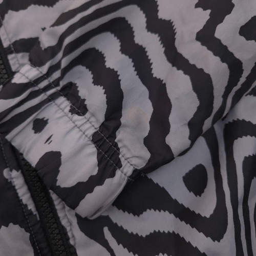 Nike Windrunner Jacket Girls XL *STAINS* Windbreaker Hooded Full Zip Black Gray - Picture 4 of 11