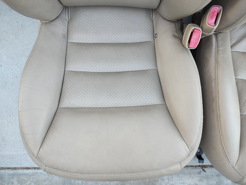 Комплект спортивных сидений Chevrolet Corvette C6 2005-2011 годов выпуска желтовато-коричневые с подогревом - Изображение 3 из 4