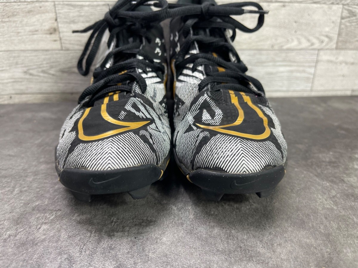 NIKE Alpha Menace Shark Russell Wilson Football Cleats