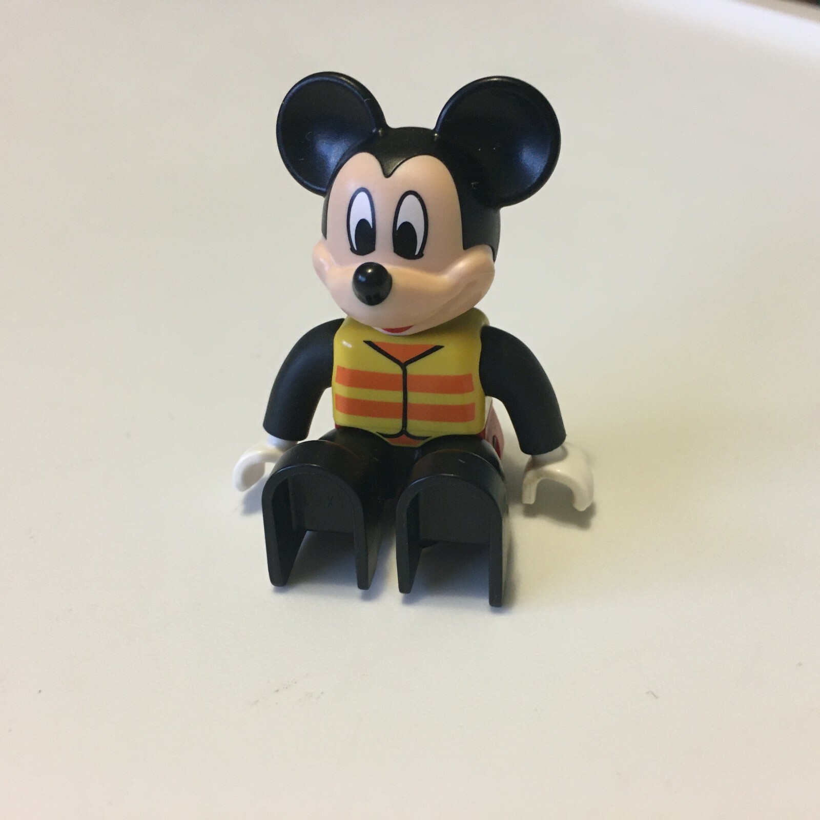 mickey mouse duplo beach house