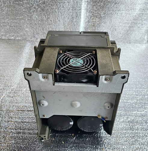 GE FUJI 6KP1143010X1B1 ~ 10HP ~ 16.5A ~ 460V ~ 3Ph ~ AF-300P11 ~ Adj Freq. Drive - Picture 4 of 6