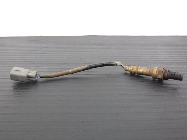 03-04 Toyota Tundra 4.7L Front Passenger Oxygen Sensor OEM 89465-34130