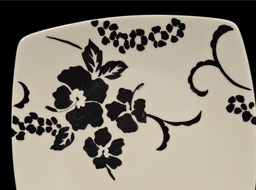 FOUR COVENTRY Floral Plates 10"D "Babesques" White Black Porcelain Square - Picture 4 of 5