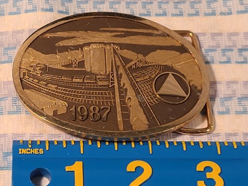 Fibbia per cintura vintage Westmoreland Coal Co. Virginia ottone n. Miniera di carbone 375 1987 - Foto 2 di 4