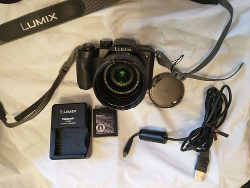 Panasonic Lumix DMC-FZ5 Digital Camera~Battery, Charger, Strap, Case Inc~Tested - Picture 2 of 16