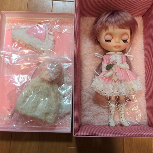 Poupée Neo Blythe personnalisée Sarans - Unique 2017 vente pour collection - Rare à trouver