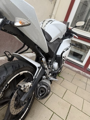 Yamaha Yzf R125 - Bild 2 von 5