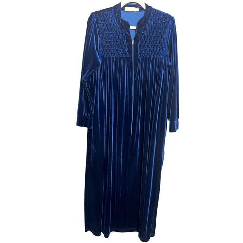 La Cera M Blue Robe Nightgown Smocked Velour Zip Front Comfort Chic Soft Rare