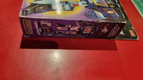 Transformers Boxed G1 Soundwave and Condor Cassette Buzzsaw - Picture 5 of 13