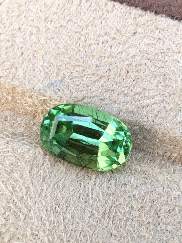 7.70 Carat Fancy Oval Cut Pakistani Peridot With Ludwigite Inclusions, Ring Size - Picture 5 of 9